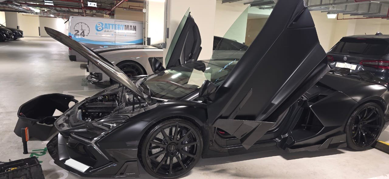 Lamborghini Battery Change Hero Section Image